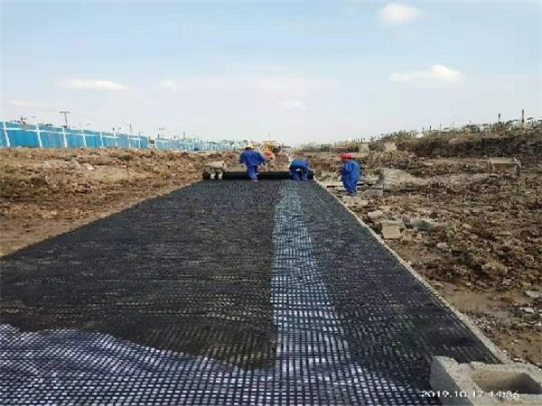 湖南陽(yáng)光路邁新材料有限公司,土工格柵銷售,湖南波紋管